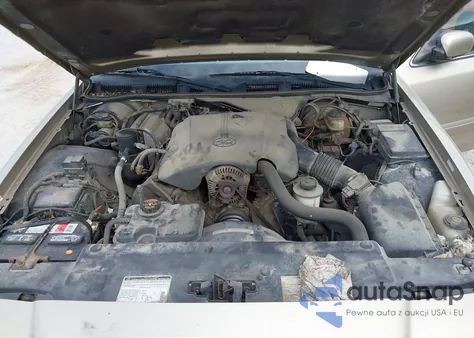 1999 Mercury Grand Marquis Gs z USA, uszkodzony, nr VIN 2MEFM74W2XX701994